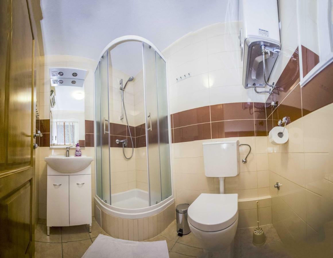 Apartments Josipa Сплит Экстерьер фото