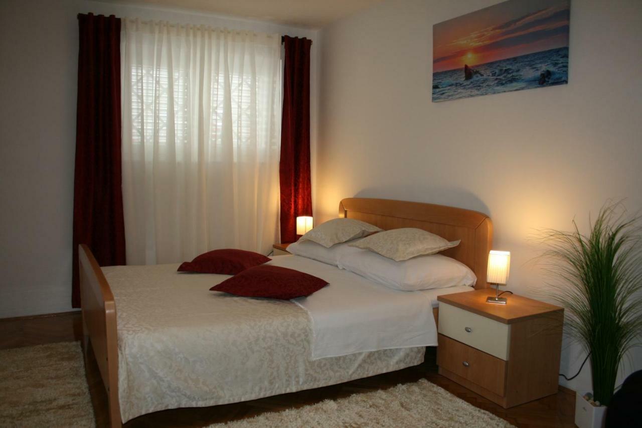 Apartments Josipa Сплит Экстерьер фото