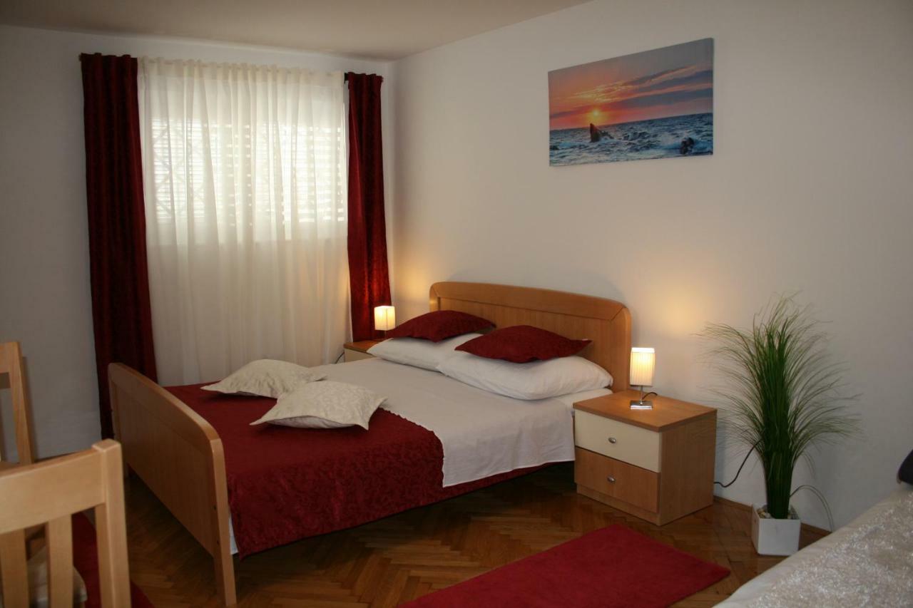 Apartments Josipa Сплит Экстерьер фото