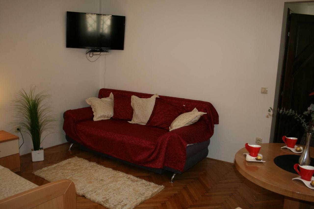 Apartments Josipa Сплит Экстерьер фото